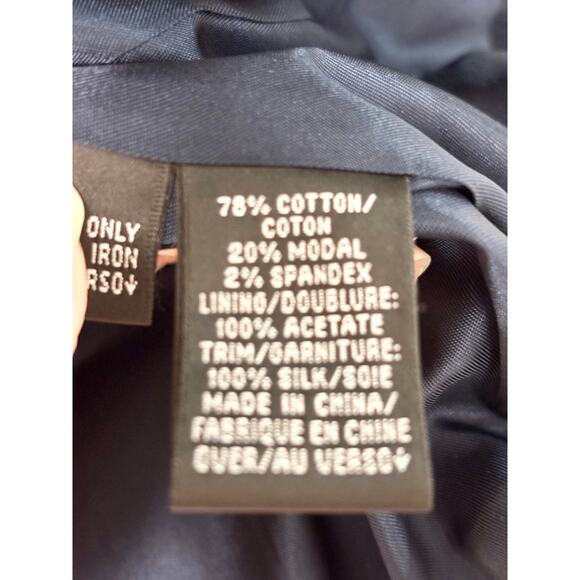 Ellen Tracy Velvet w/ Satin Trim Notch Lapel Single Breasted Blazer Dark Blue 8 - Picture 4 of 4